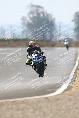 media/Sep-20-2025-TrackDaz (Sat) [[27f0cde673]]/B Group/220pm (Turn 9)/